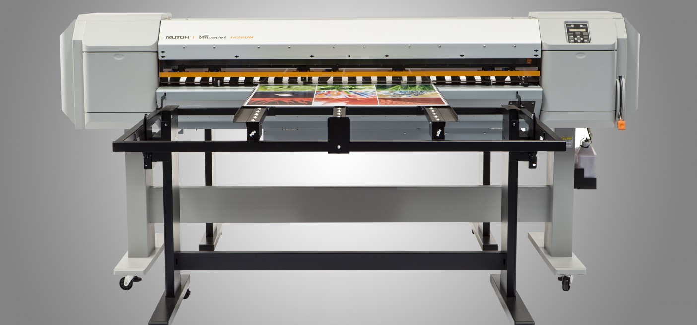 Ploter LED-UV: Mutoh ValueJet 1626 UH ze stołem Ploter LED-UV: Mutoh ValueJet 1626 UH ze stołem